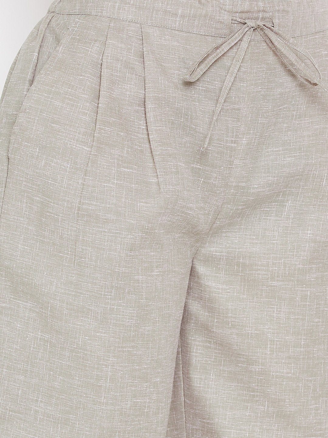 Relaxed Fit Trouser.